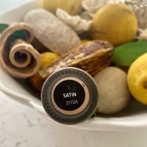 Younique Touch Serum + Foundation in Satin.